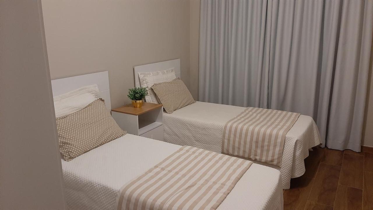 Excelente Sobrado Confortavel No Centro De Tijucas Proximo As Praias Bagian luar foto
